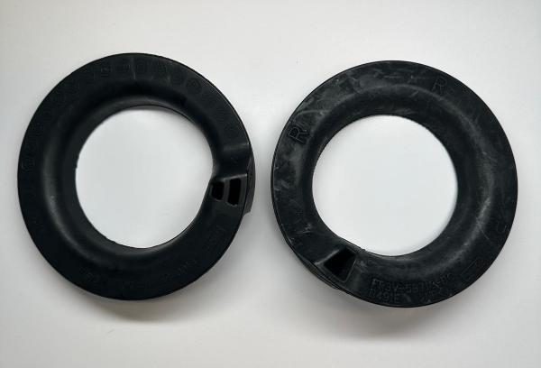 Gummiunterlage Ford Mustang S550 Hinterachse